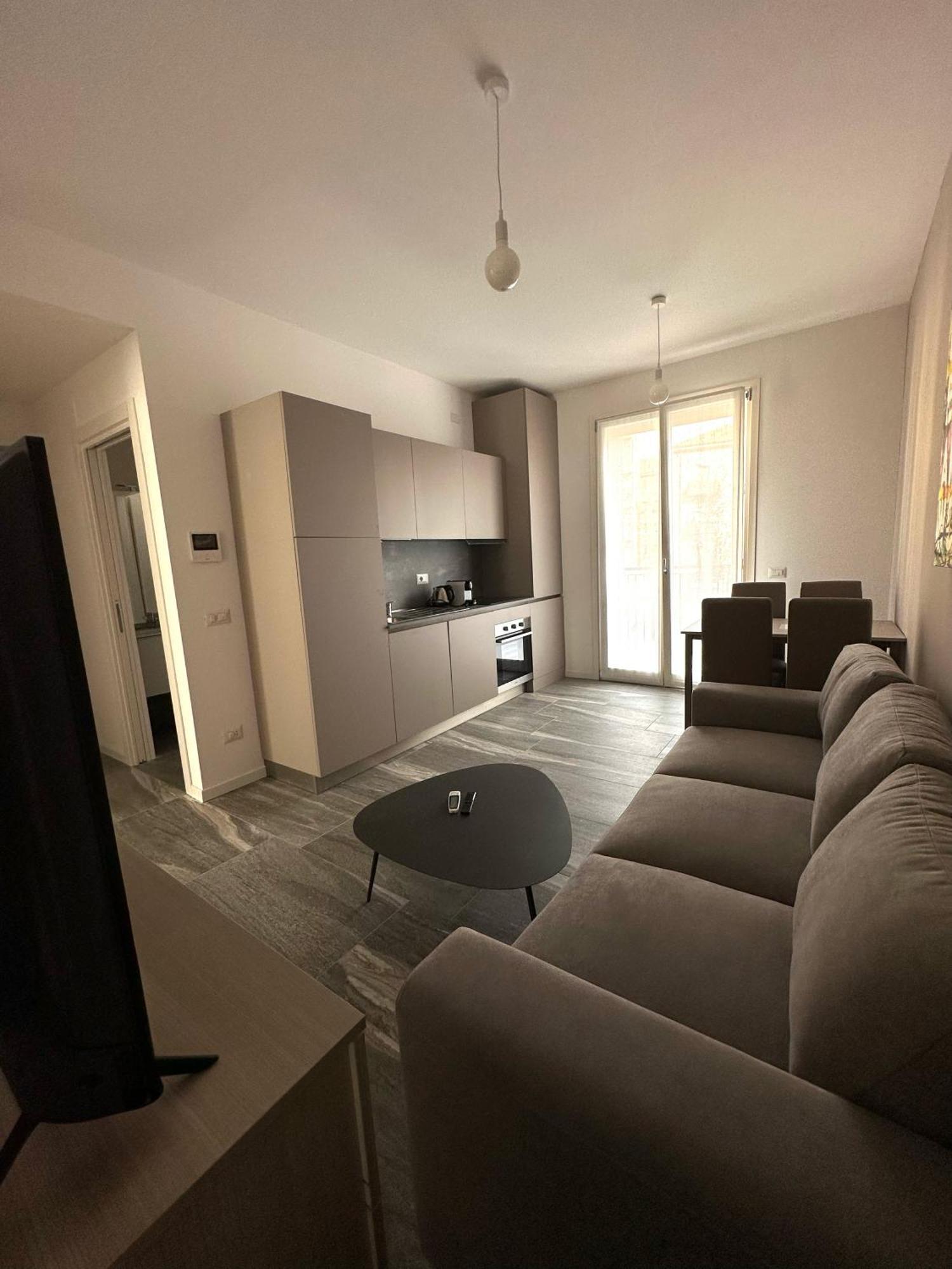 Essential Apartment เซสโต ซานโจวันนี ภายนอก รูปภาพ